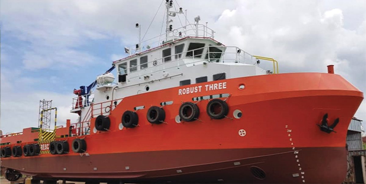 Robust Three support vessel